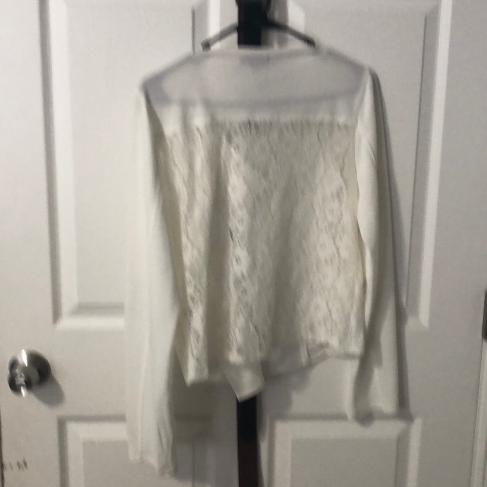 Selling - Picture 2 of 2